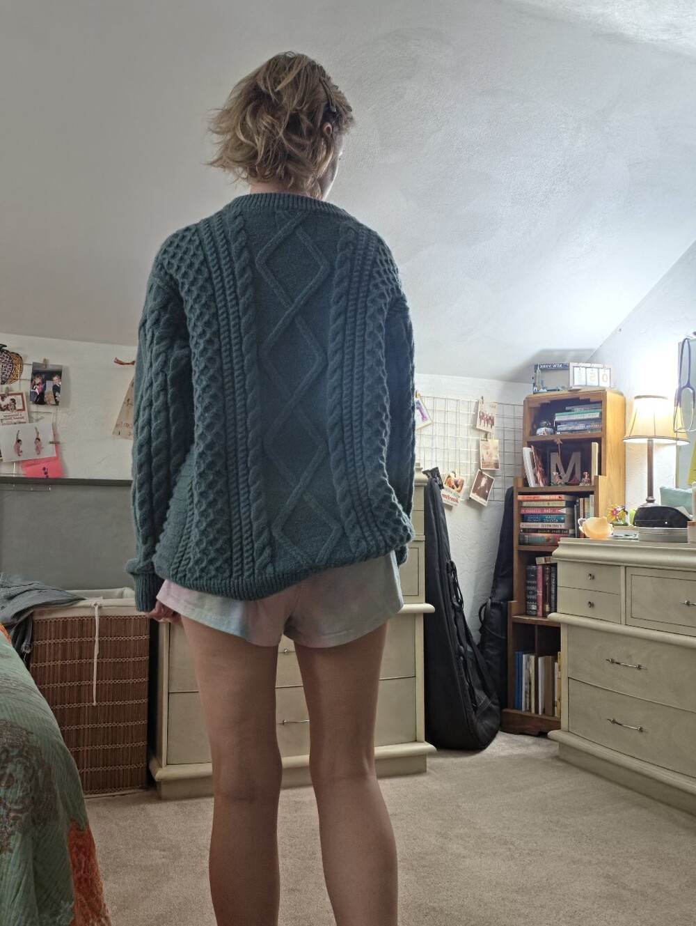 Oversized "Rory" Green Cable-knit Sweater - Picture 7 of 7